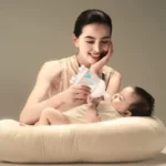 180ML/270ML cute cow shaped anti bloating PP bottle without handle, silicone replacement nipple available for sale - Image 4