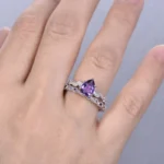 Couple's fashionable purple zircon ring, high-end temperament, love finger, Christmas jewelry gift - Image 2